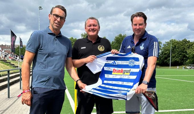 Fußballfest im DSV1900-Sportpark: Zebras feiern mit ihren Fans