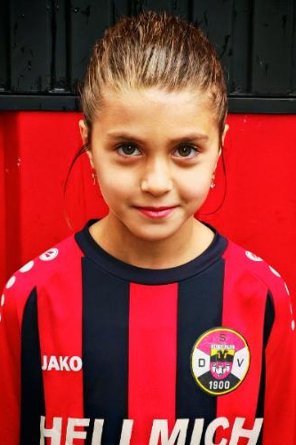 Zeynep E.