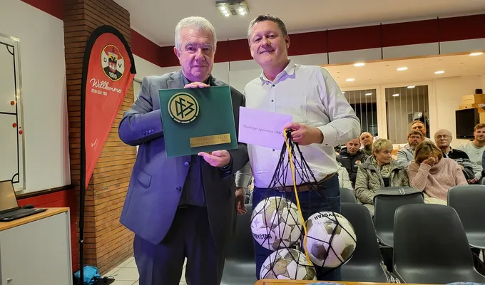 Hoher Besuch vor der JHV beim DSV 1900